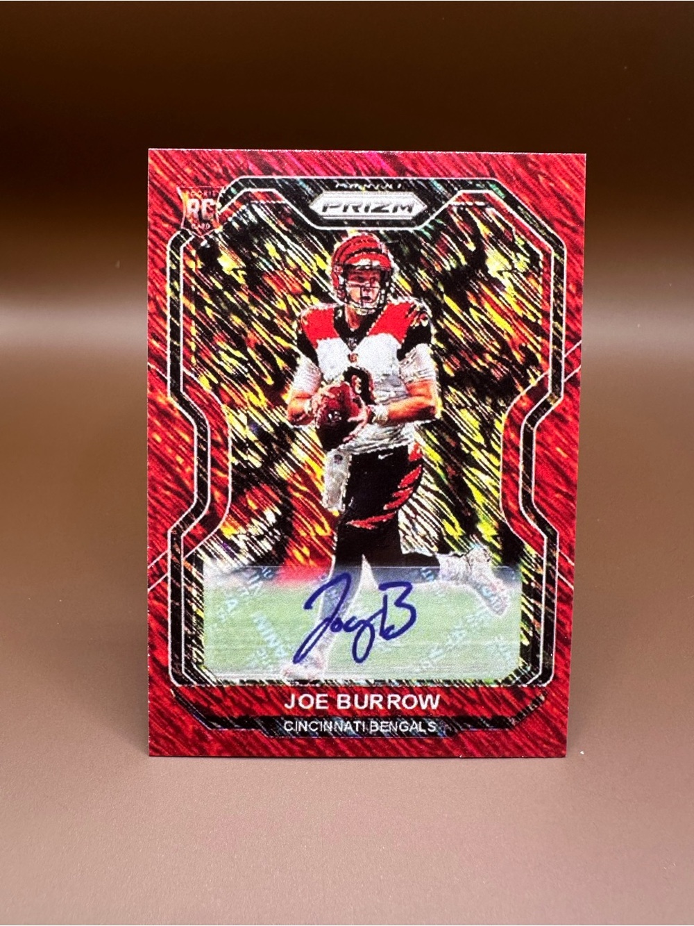 Joe Burrow Signed Rookie 2020 Panini Novelty Football Card. Cincinnati Bengals.